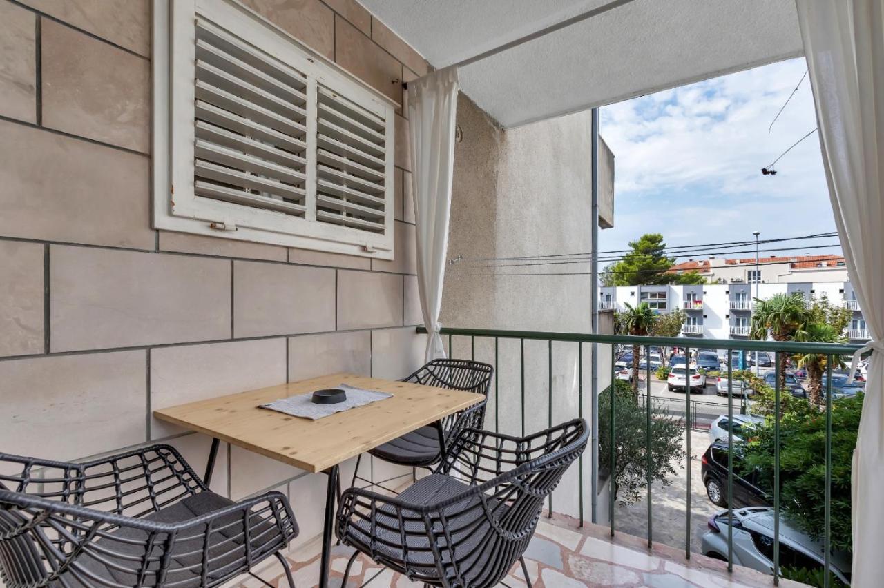 Casa Galleria Rica Makarska Exterior foto